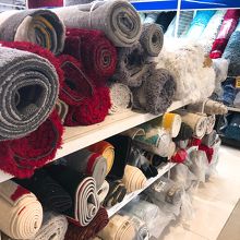 ラグ。大きすぎる。