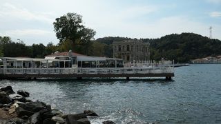 ギョクス宮殿があるアジア側の港町、アナドルヒサル