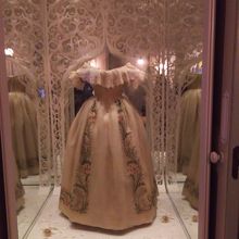 ヴィクトリア女王のドレス