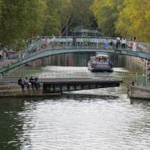 所々に橋が架かっています