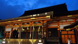 夜も美しいです