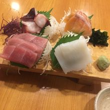 刺身盛合せ