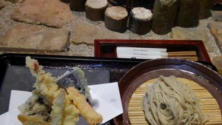 素敵な接客と素敵な建物、美味しいお蕎麦【黒田園】