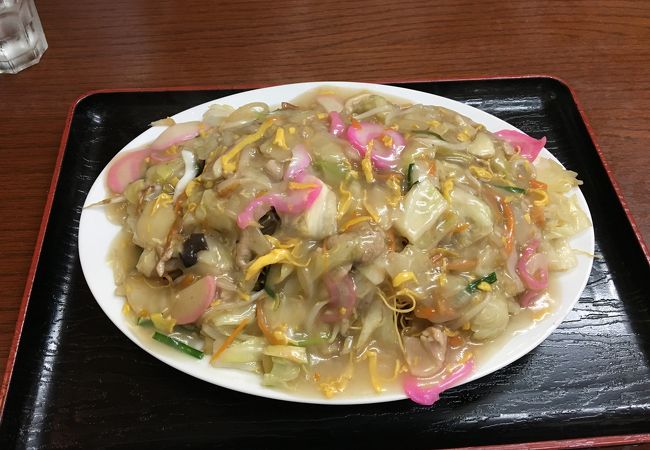 皿うどんはボリューム満点