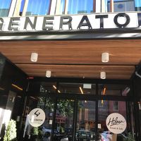 ホテルの入り口です。