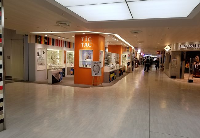 チックタック (成田空港店)