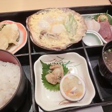 ホタテづくしの定食