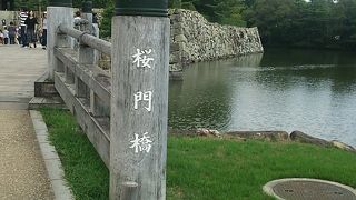 入り口でわかりやすいです