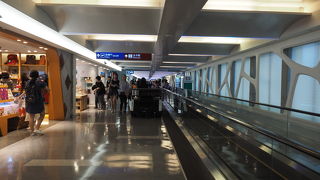 トランジットで利用