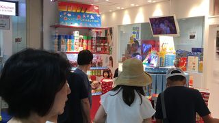 東京駅に行ったらここです。