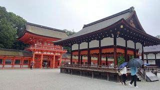 レースの御守りが人気