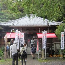 「持宝院」の本堂