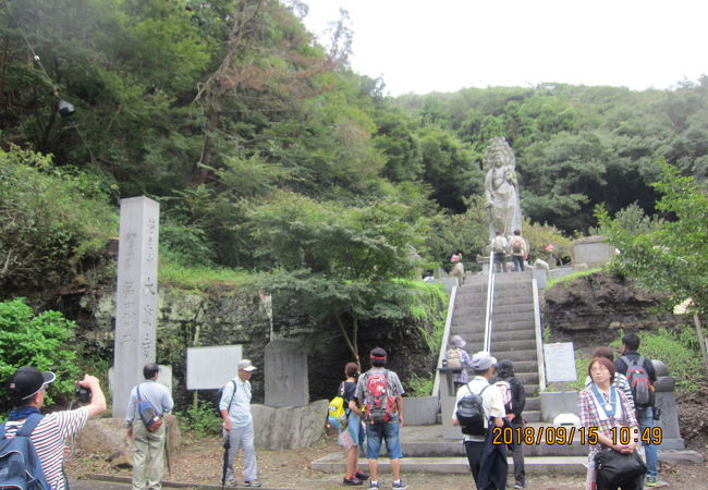 知多四国第４４番札所のお寺です。
