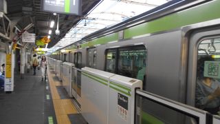 いつも混雑している割に運賃が安くならない構造は問題