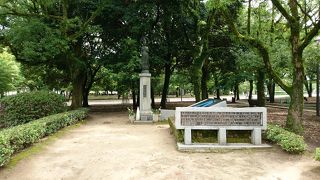 中島本町町民慰霊碑です