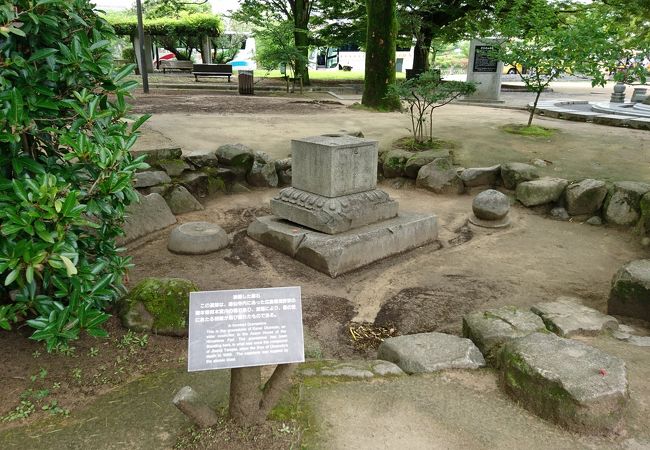 当時の地面が見られる