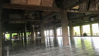 中でくつろげます