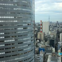 部屋からはスカイツリーが...