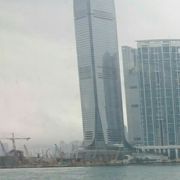 香港一高い