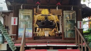 波除稲荷神社の願いを叶える獅子