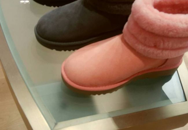 UGG (パシフィック フェア店)