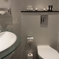 手洗い場とトイレ