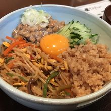 納豆ビビンバ丼！