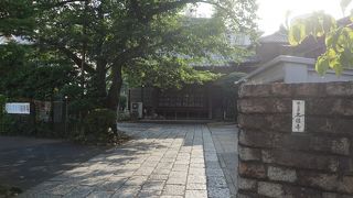 別名は、「三味線寺」