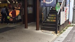 函館朝市のワンコイン丼