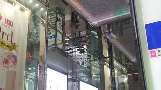 銀座のショッピングスポット