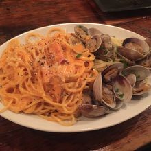 トマトカルボナーラとボンゴレビアンコのダブルグランデ