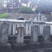 義士たちが眠るお墓