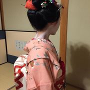 ここはどこ？いつの時代よぉ？！...奈良で...興福寺のお側のお茶屋さんで...芸妓・舞妓遊びの世界を...少しだけ垣間見る...（つるや／元林院／奈良）