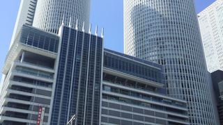 いつ行っても混んでます