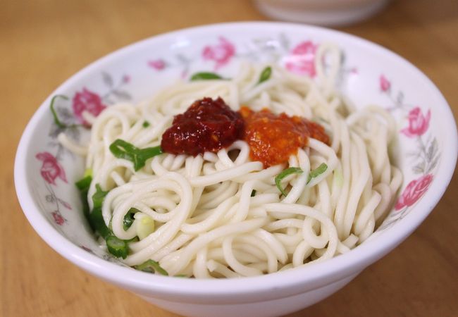 シンプルな汁なし麺