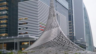 桜通口にあるオブジェ