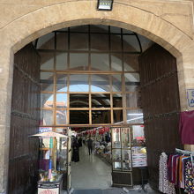 商業施設への入り口