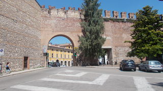 ベローナ市は今も当時のままのようです。