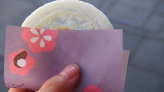 朝食代わりに食べ歩き