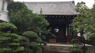 四脚門が印象的