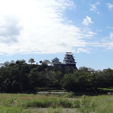 三番目のスポット　対岸の公園から