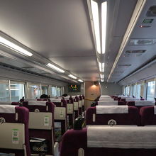 グリーン車１階部分