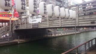 木造の橋です。