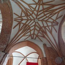 屋根の模様に特徴あり