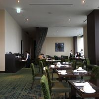 朝食会場も落ち着いた雰囲気