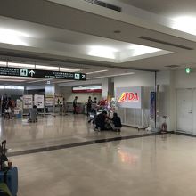 いわて花巻空港は、ガラガラで直ぐﾁｪｯｸｲﾝ出来ました