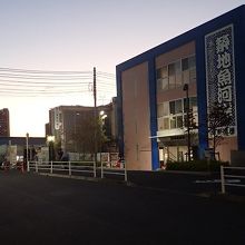 「築地魚河岸」の看板も寂しそうだった