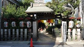 不動尊を祀る小規模な寺院