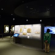 キトラ古墳を保存・展示