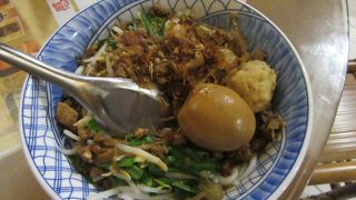 米苔目の有名店なので食べてみた。